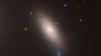NASA的哈勃望远镜将发现罕见的 “遗迹星系” 的奥秘